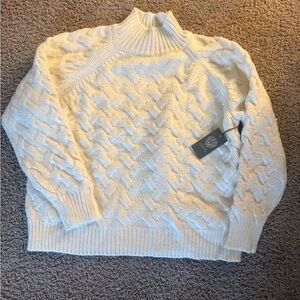 Brand new Vince camuto chunky knit sweater